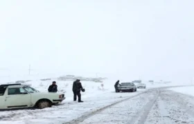 توقف بارش برف در ۱۰ محور گیلان؛ تردد جریان دارد